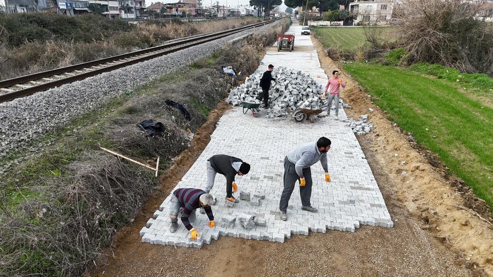 Güzelköy'e yeni yol