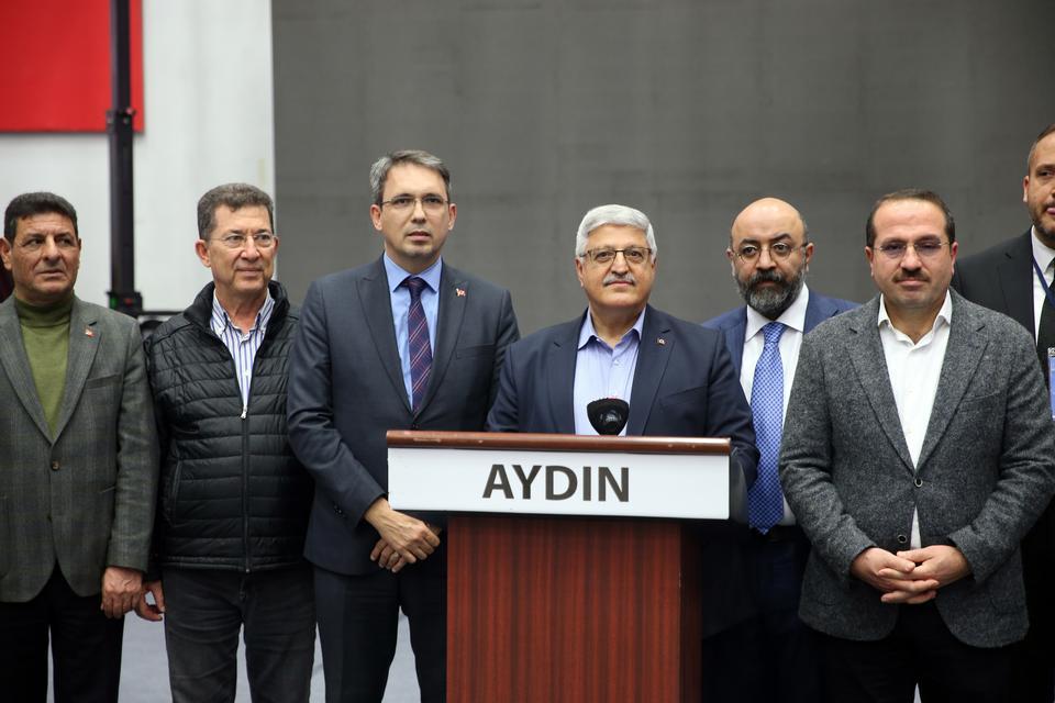 AK Parti Aydın'da temayül yoklaması düzenlendi