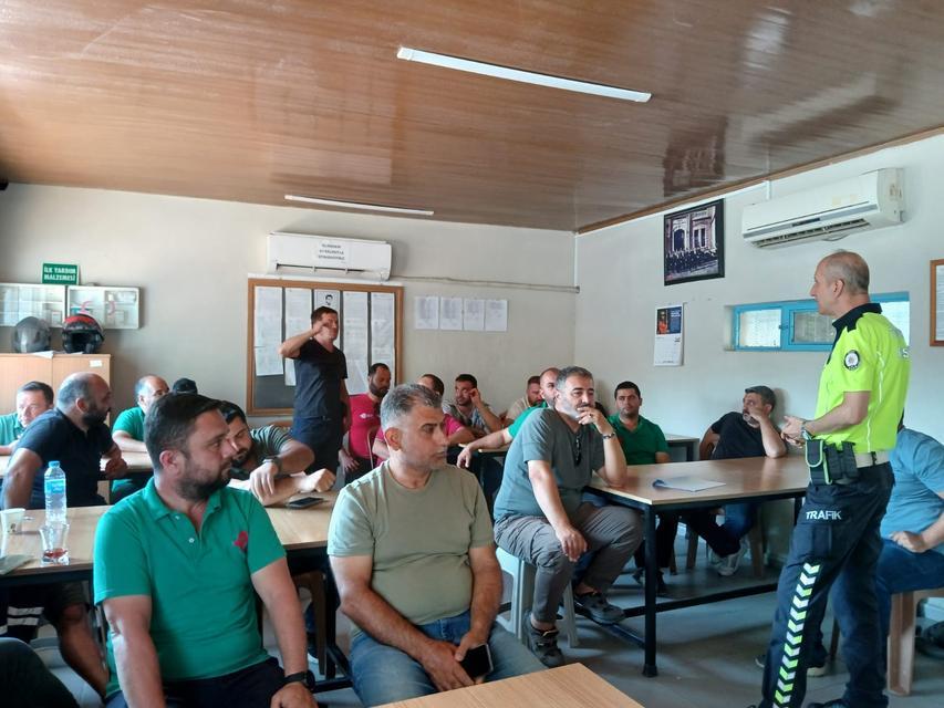 Efeler Belediyesi’nden şoför personeline kapsamlı trafik eğitimi