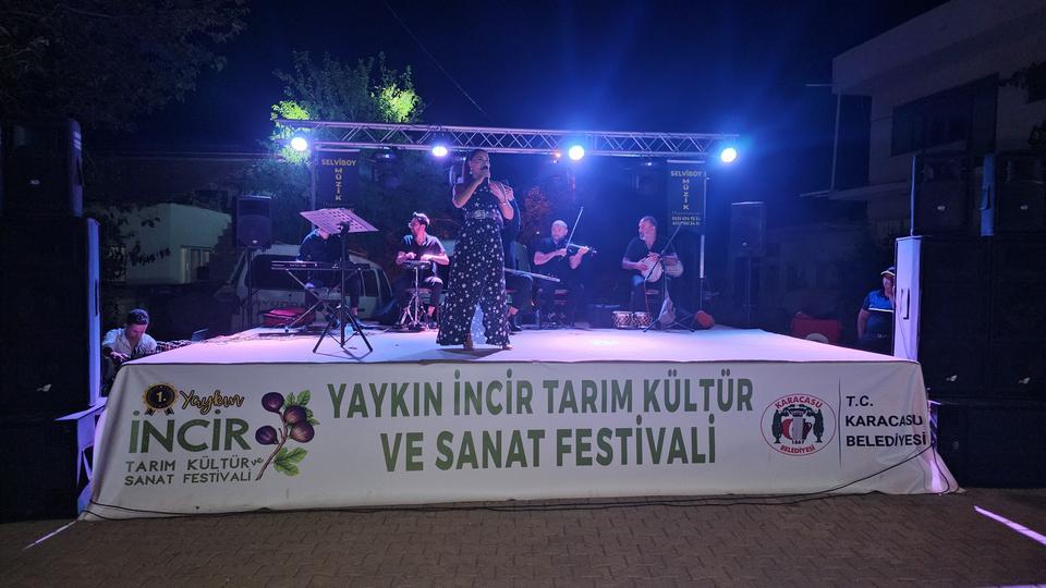 KARACASU'NUN YAYKIN İNCİRİ, FESTİVALLE TANITILDI