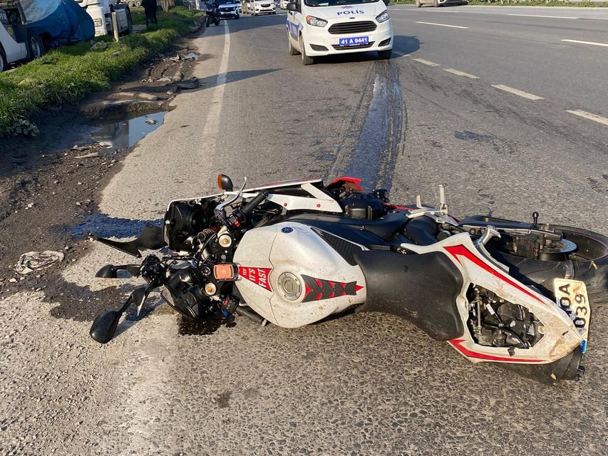 MOTOSİKLETLİNİN ÖLÜMÜNE SEBEP OLAN OTOMOBİL SÜRÜCÜSÜ TUTUKLANDI