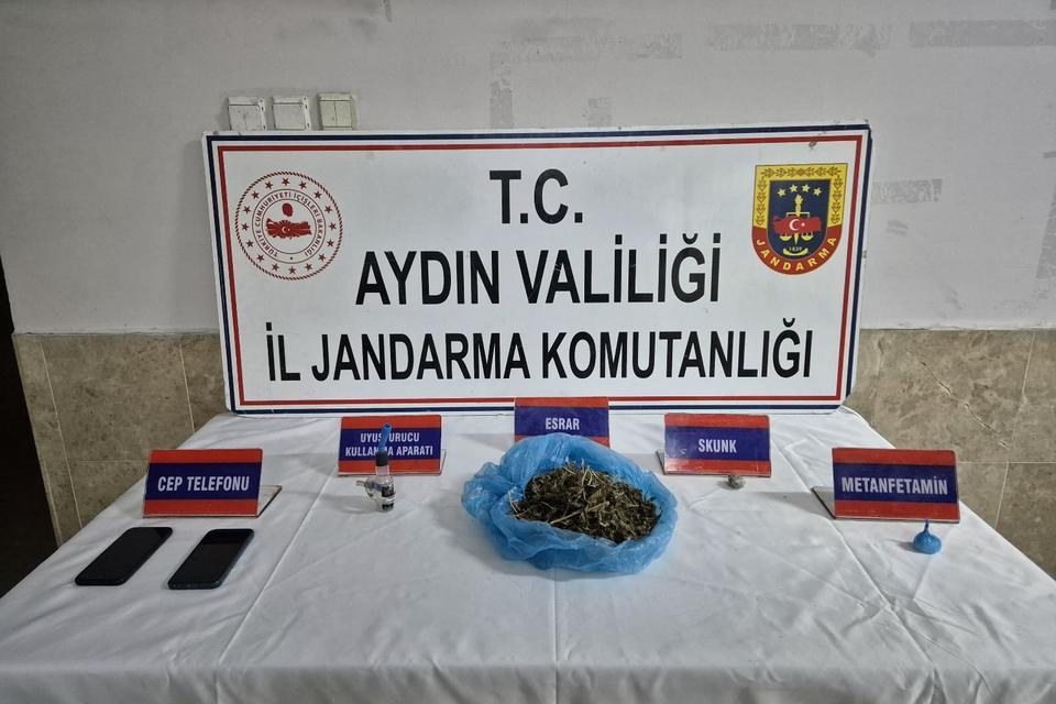 Aydın’da uyuşturucu ele geçirildi:2 gözaltı