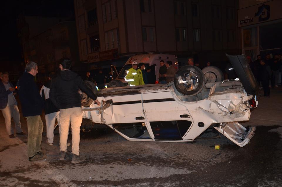 Takla atan otomobilden sağ çıktı